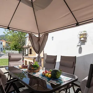 Stavroula's Paradise House Aparthotel